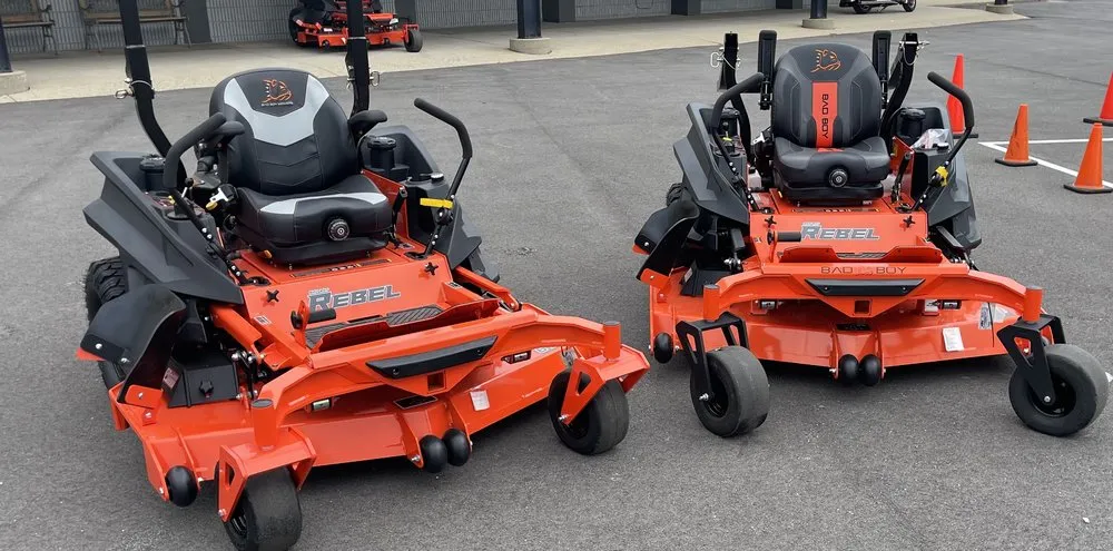 Custom garden landscaping for year-round maintenance across Columbus, IN - Hunter’s Mowing Service