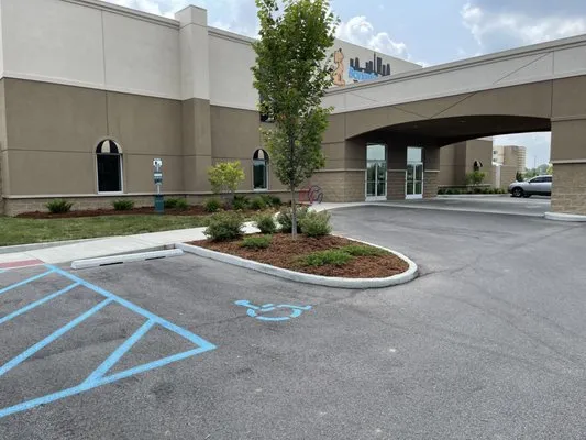 Hunter’s Mowing Service Logo