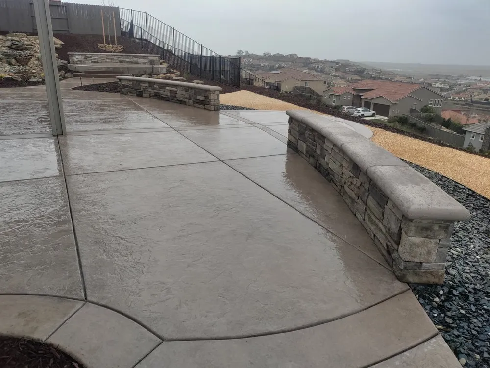 Professional yard cleanup service experts serving Cameron Park, CA - Hunt's Landscaping