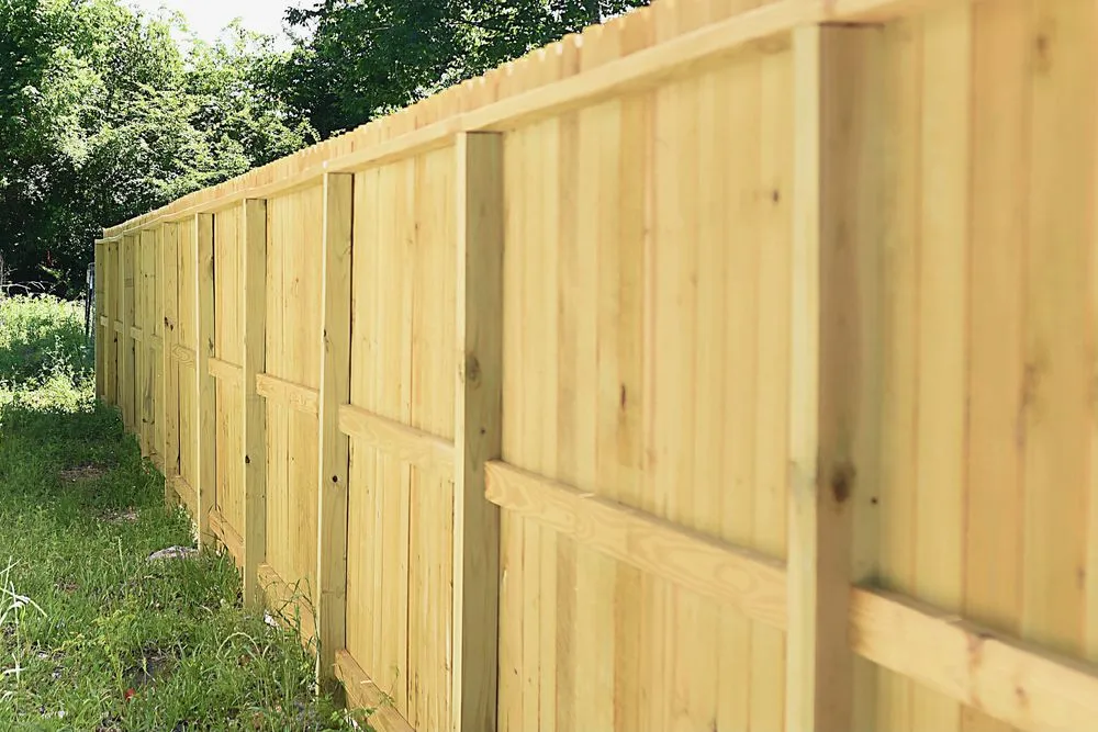 Top-rated lawn mowing service experts serving Huntsville, TX - Huntsville Fence Company