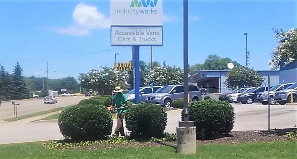 Trusted garden landscaping in Huntsville, AL by Huntsville Lawn Care