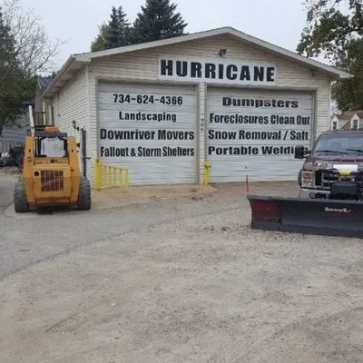 Hurricane Dumpsters Logo
