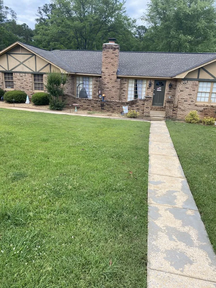 Affordable landscaping services experts serving Cottondale, AL - Hurricane Landscaping