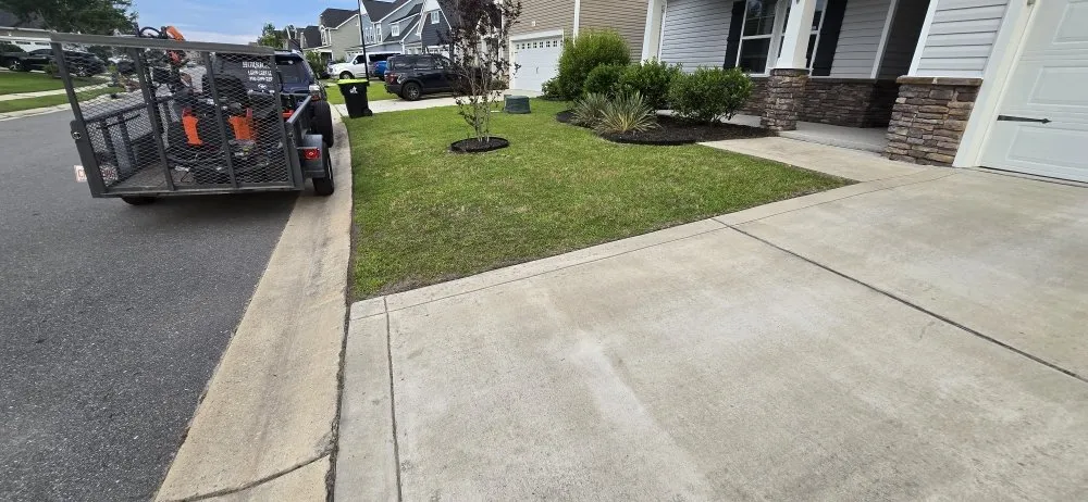 Professional lawn care service in Leland, NC by Hurricane Lawn Care