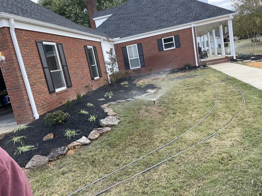 Reliable lawn care service in Golden, MS - Hurst Lawn