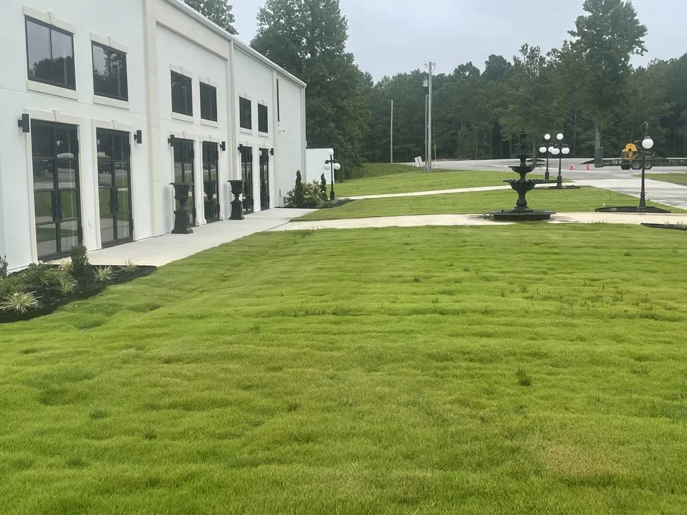 Professional lawn care service in Golden, MS - Hurst Lawn