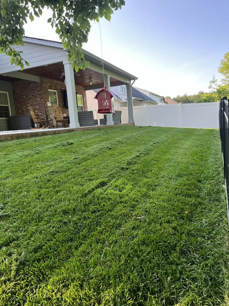 Top-rated yard maintenance for beautiful yards in Bell Buckle, TN by Hurst’s Land Services