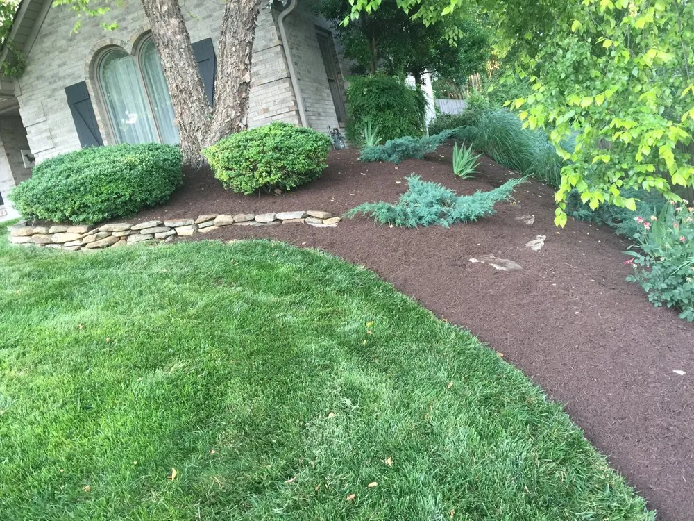 Reliable yard maintenance in Knoxville, TN - Hurtado Lawn Care