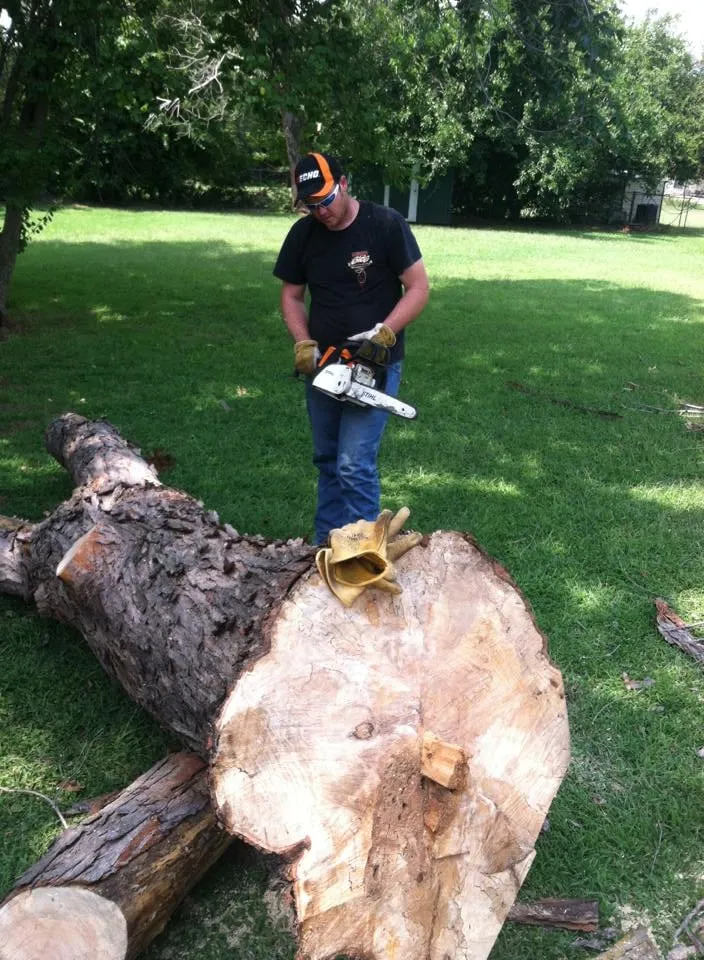 Affordable lawn mowing service experts serving Guthrie, OK - Huskey Turf Solutions