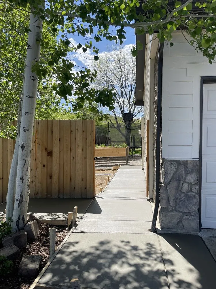 Expert yard maintenance in Thornton, CO - Huskie's Concrete