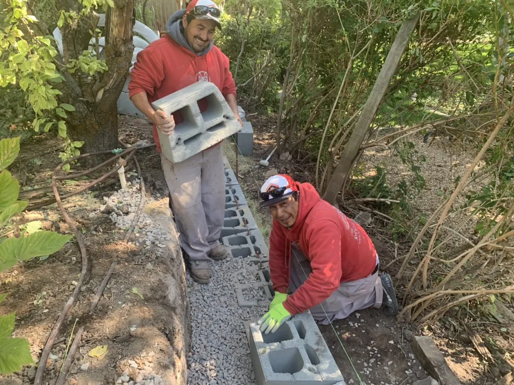 Professional yard maintenance experts serving Bluffdale, UT - Huskie'z Landscaping
