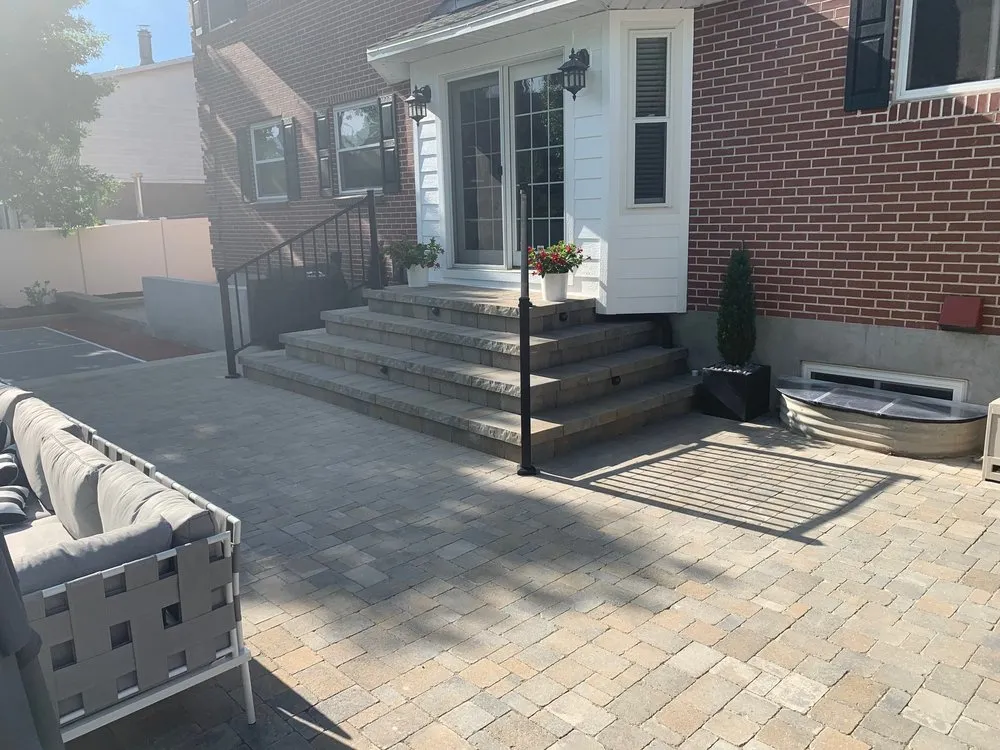 Local residential landscaping for homes in Bluffdale, UT by Huskie'z Landscaping