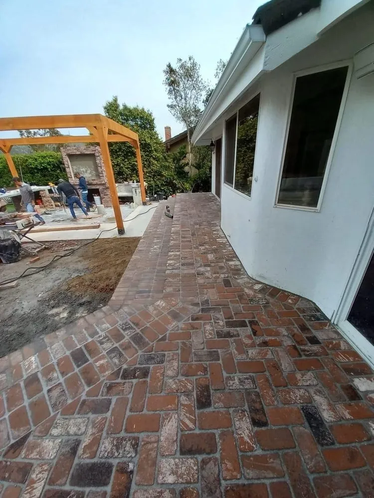 Trusted garden landscaping in Hesperia, CA by Husky Concrete Renoval