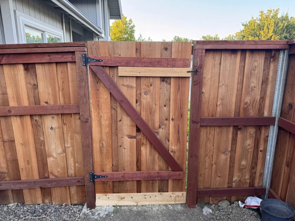 Reliable yard cleanup service in Vacaville, CA - Husky Landscaping and Fencing