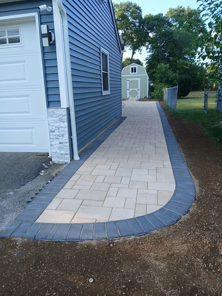 Reliable yard maintenance in Fair Lawn, NJ by Husky Lawn Care