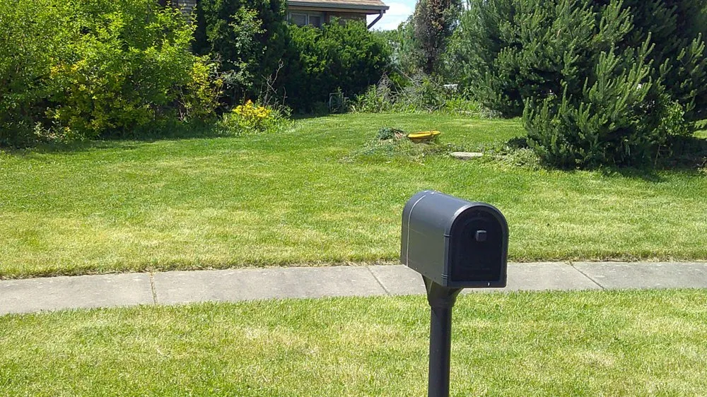 Affordable residential landscaping for residential properties in Chicago Heights, IL by Hustle Crow Enterprises