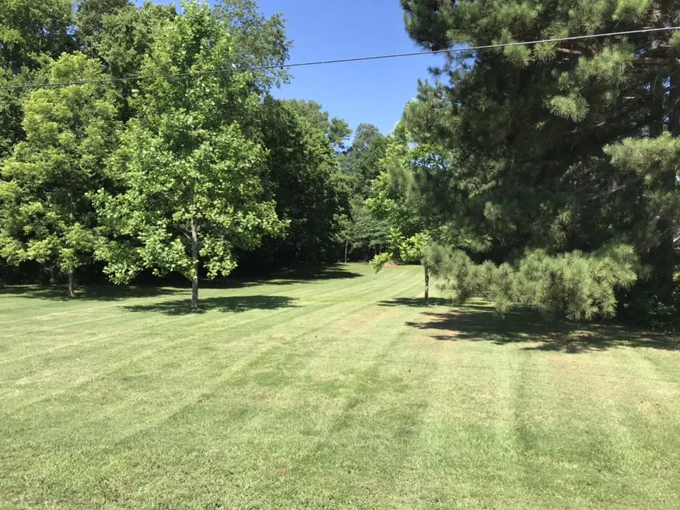 Trusted garden landscaping in Greenbrier, AR by Hutch's Hometown Services