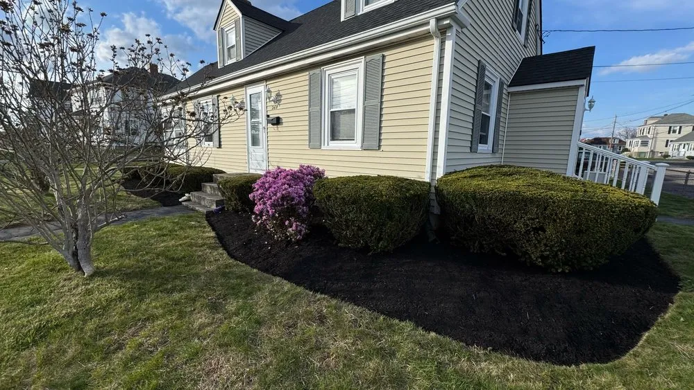 Affordable landscaping services for beautiful yards across Providence, RI - H&V Landscaping