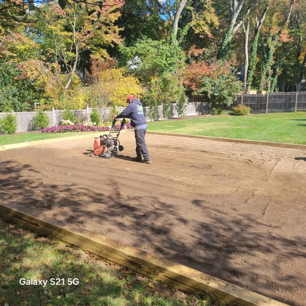 Reliable lawn care service in Stamford, CT - HV Landscaping Services