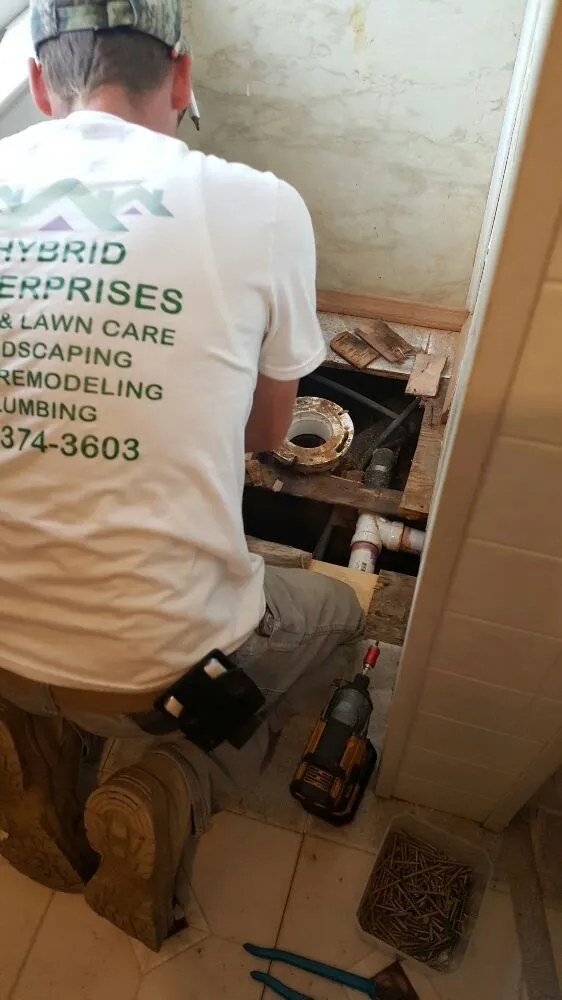 Custom garden landscaping experts serving Weirton, WV - Hybrid Enterprises