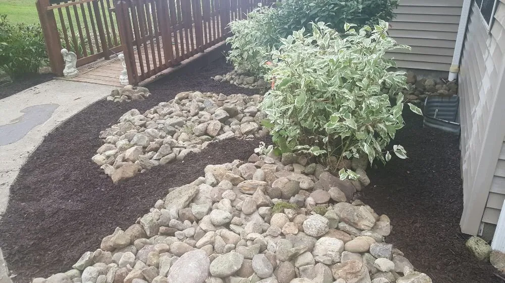 Top-rated lawn care service in Weirton, WV - Hybrid Enterprises