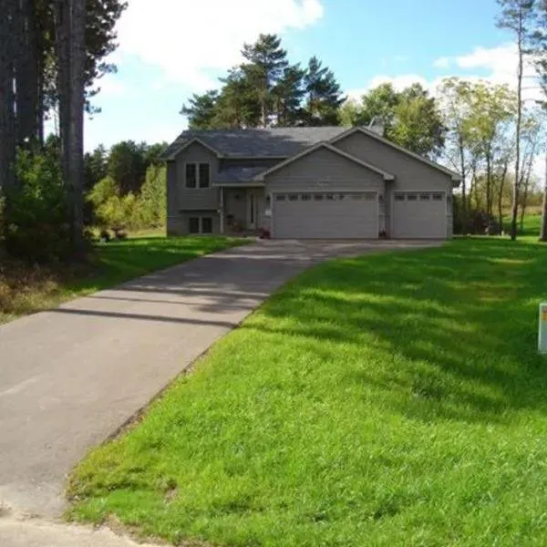 Expert yard cleanup service experts serving Ramsey, MN - Hydro Seeding Creations