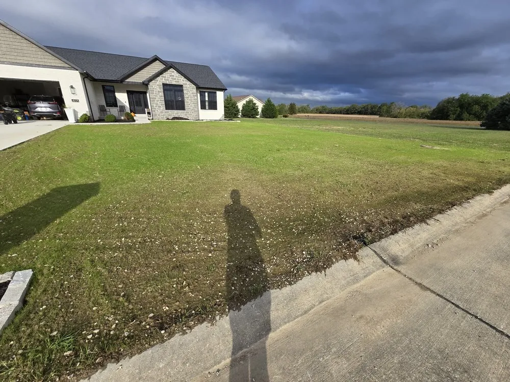 Reliable yard maintenance with custom design across Belleville, IL - Hydroscape Solutions