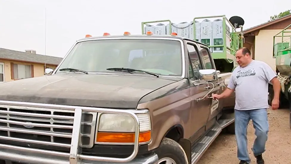 Custom yard maintenance for residential properties in Pueblo, CO by Hydroseeding and Sod By Taravella's Hydro Turf