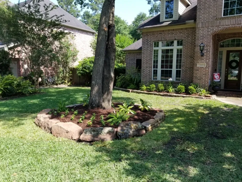 Custom landscaping services in Conroe, TX - HydroZones