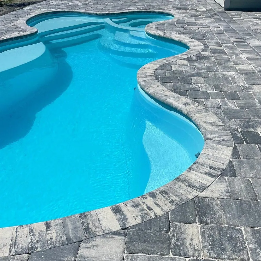 Custom residential landscaping for beautiful yards in Gainesville, FL by Hyer Quality Hardscape & Turf