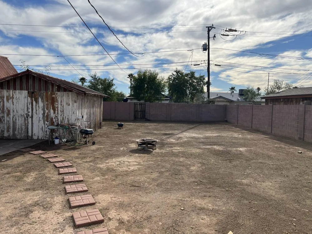 Trusted yard cleanup service in Phoenix, AZ - I & I Landscaping