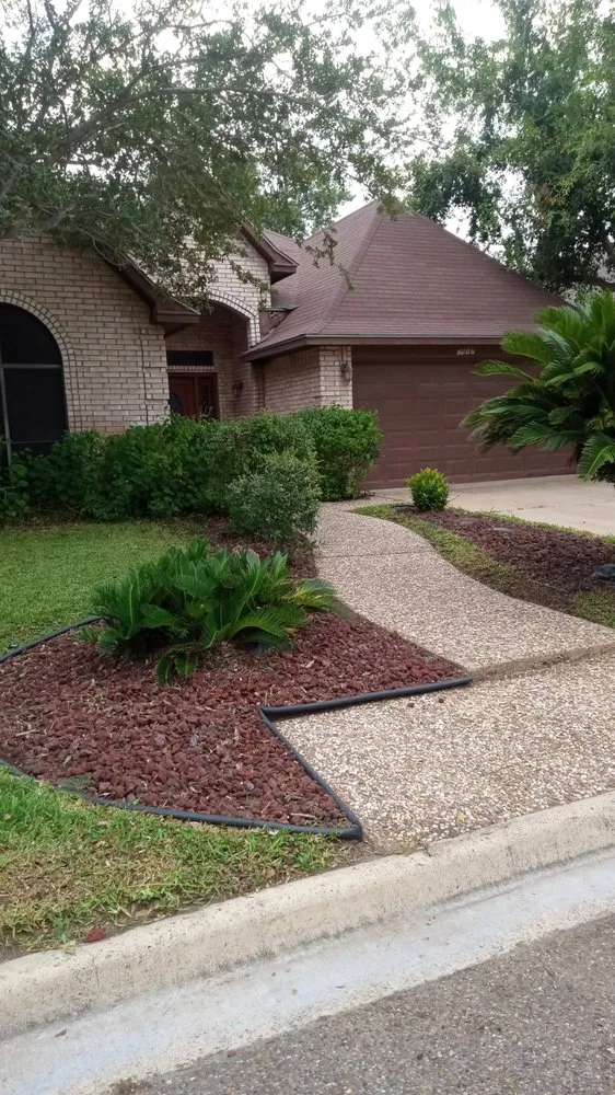 Top-rated landscape installation in Edinburg, TX by I & M Construction
