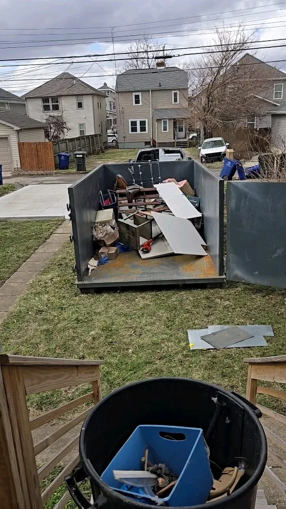 Affordable lawn care service experts serving Upper Arlington, OH - I & M Transport