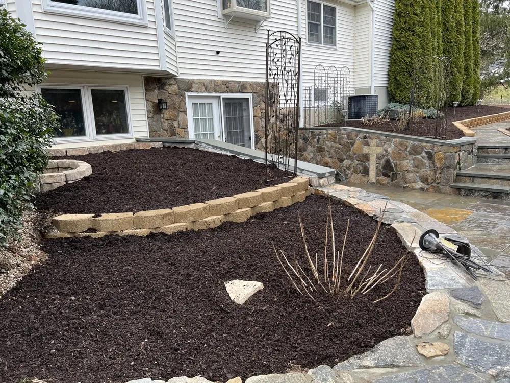 Top-rated outdoor landscaping for beautiful yards in New Milford, CT by I & N Tree And Landscaping