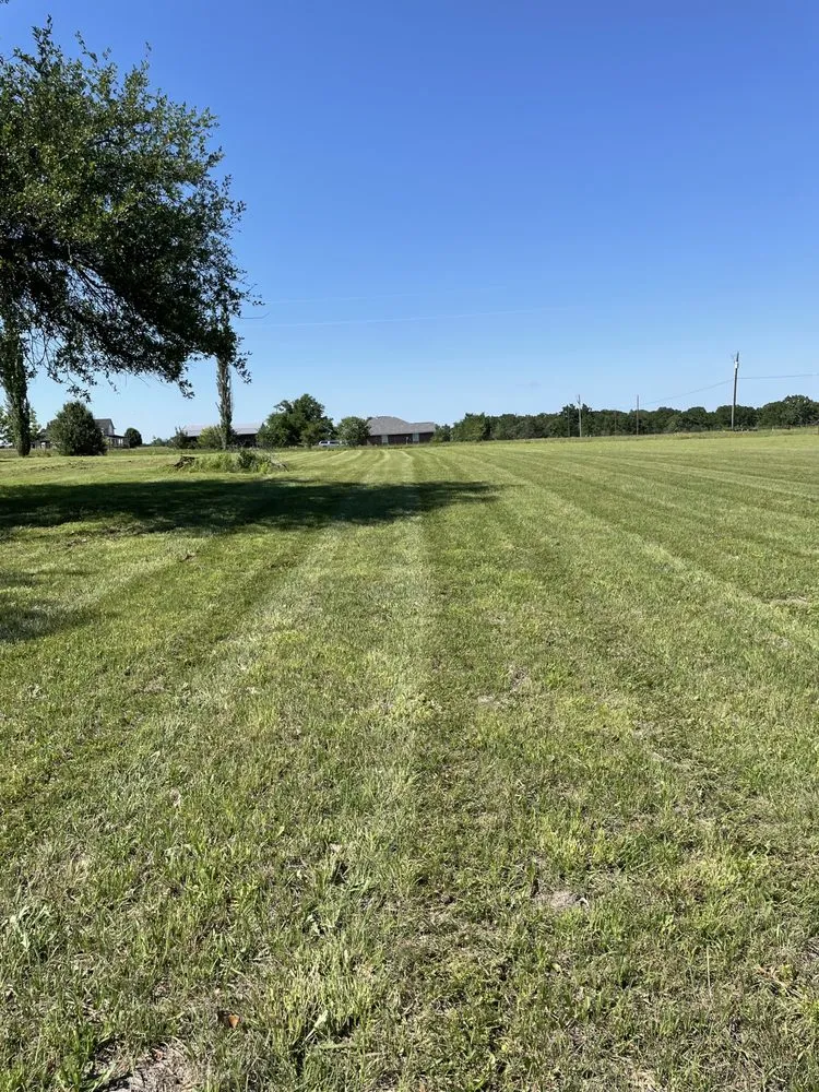 Top-rated outdoor landscaping with custom design across Como, TX - I-A-J Lawn Cutz