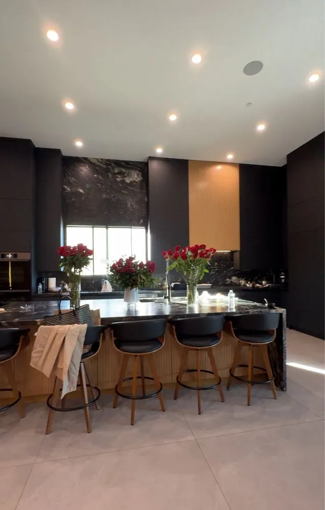 Top-rated lawn mowing service in North Hollywood, CA - I Builders