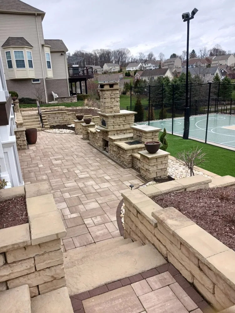 Custom residential landscaping in Natrona Heights, PA - I Can Fix It