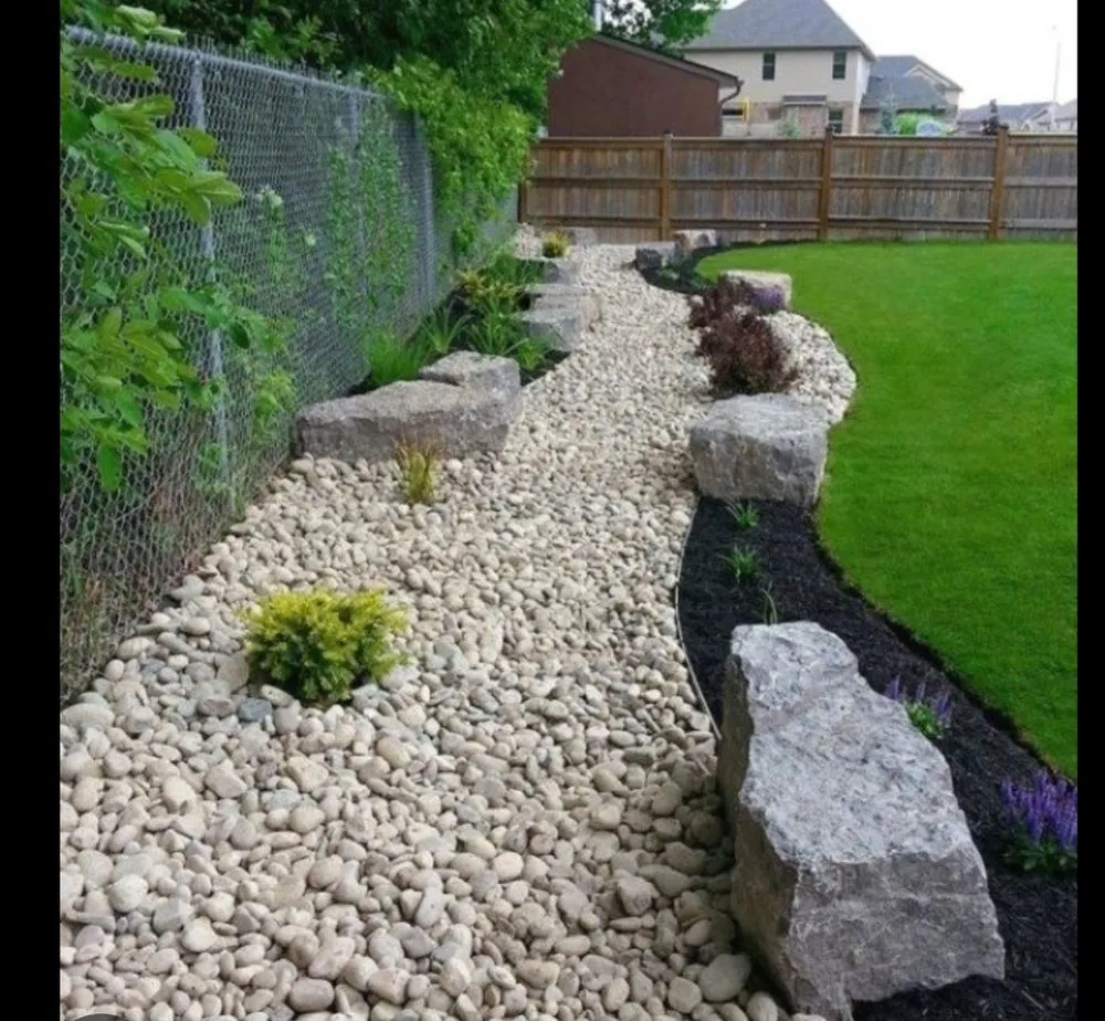 Local yard maintenance in Buffalo, NY by I Can Make It Happen for you