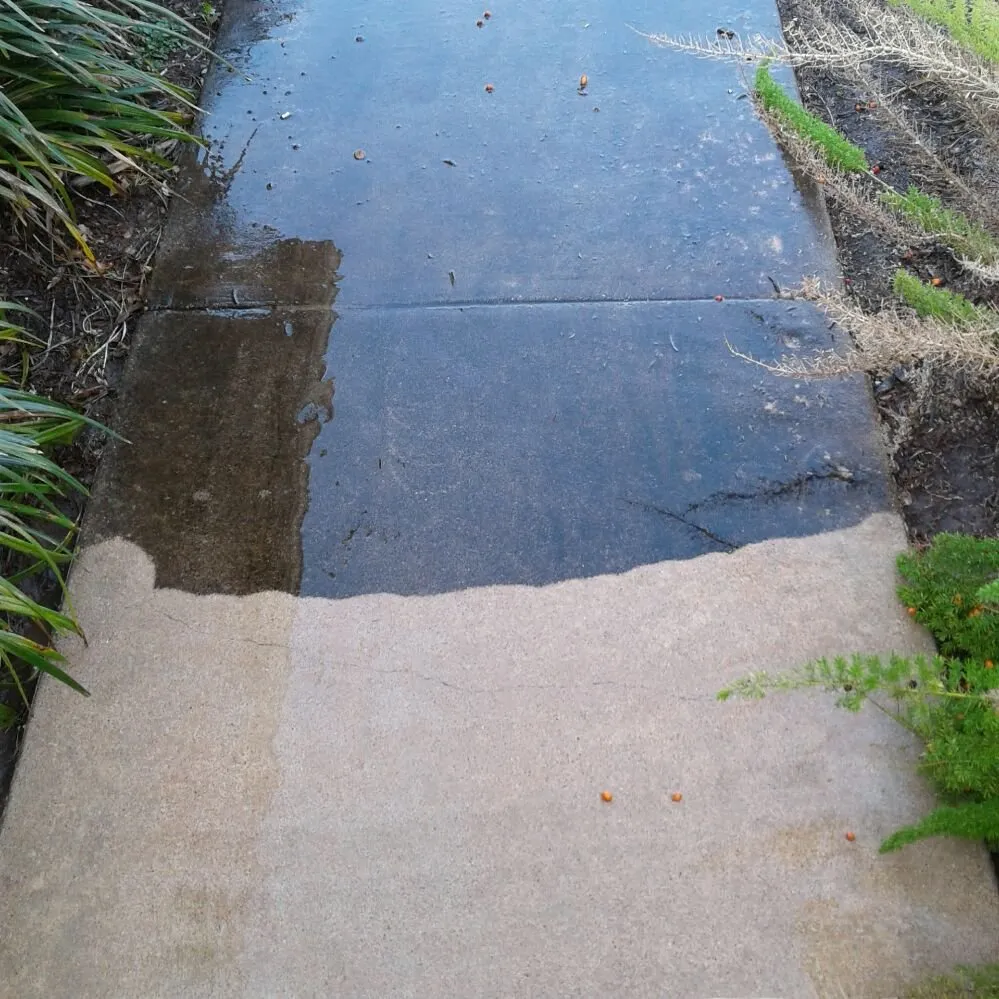 Expert lawn mowing service experts serving Austin, TX - I Care Lawn Care