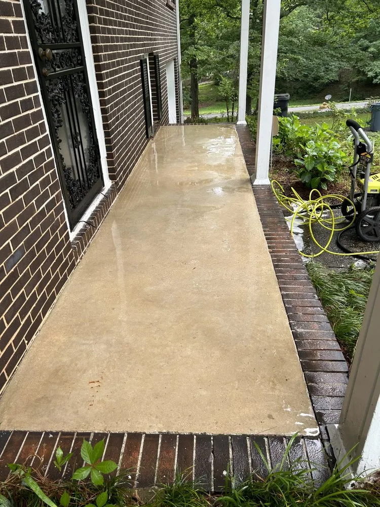 Affordable yard cleanup service for beautiful yards across Birmingham, AL - I Care Lawn Care