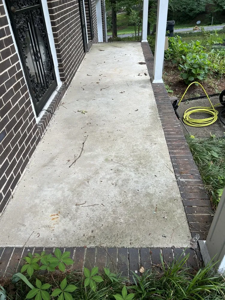 Top-rated lawn mowing service with custom design across Birmingham, AL - I Care Lawn Care