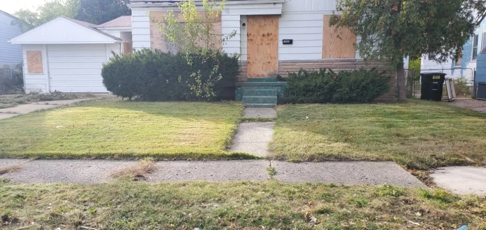 Local garden landscaping in Detroit, MI - I Care Lawn Service