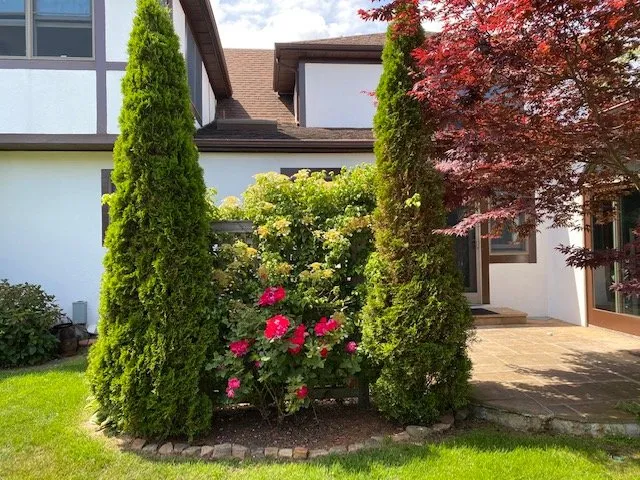 Affordable yard cleanup service in Brightwaters, NY by I Do Weeds NY