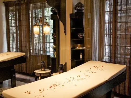 Professional residential landscaping for homes in Newark, DE by I Fix House