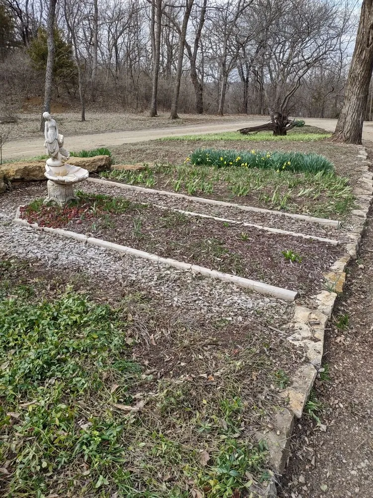 Custom residential landscaping experts serving Topeka, KS - I Got Your Lawn From Now On