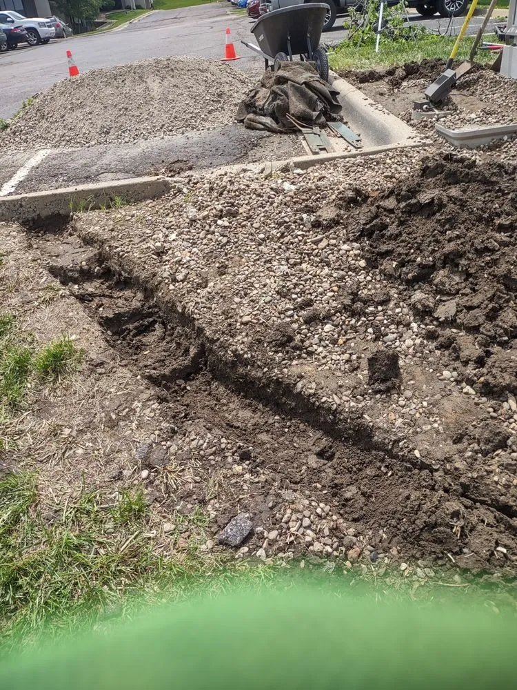 Trusted lawn mowing service in Topeka, KS - I Got Your Lawn From Now On