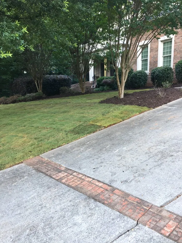 Affordable residential landscaping experts serving Roswell, GA - I Gotcha Lawn Care