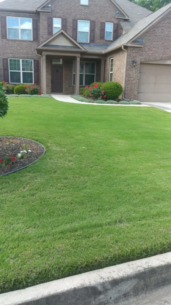 Custom lawn care service in Roswell, GA - I Gotcha Lawn Care