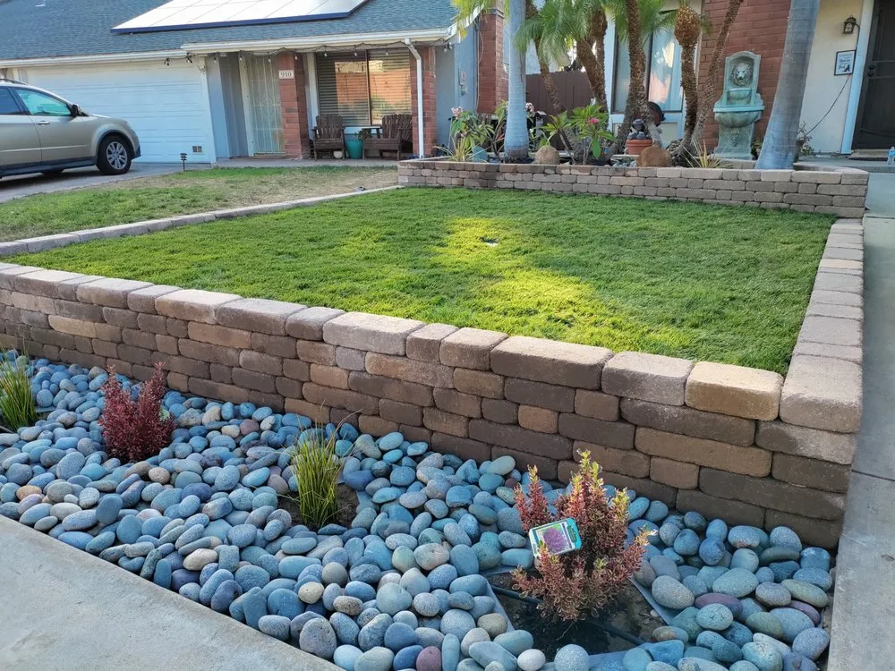Affordable landscape installation for residential properties in Fallbrook, CA by I Haul Landscape Services