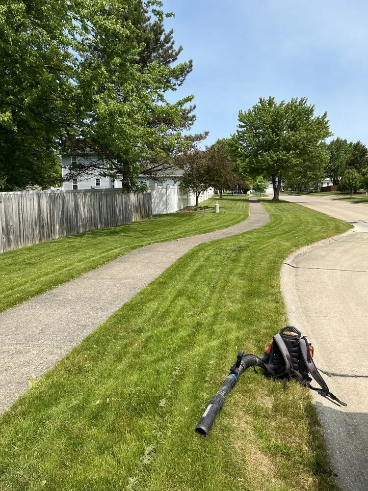 Reliable lawn care service in Strongsville, OH - I Know A Guy Lawn Care